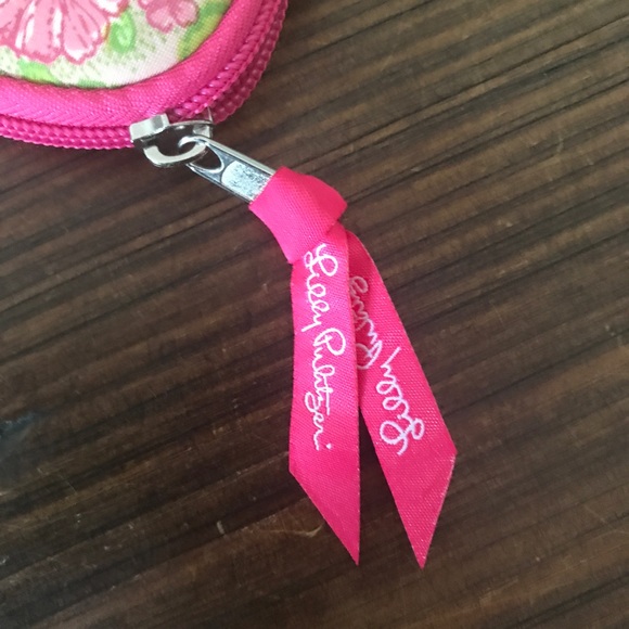 Lilly Pulitzer iPad Soft Zipper Tech Case Sleeve - Picture 3 of 5